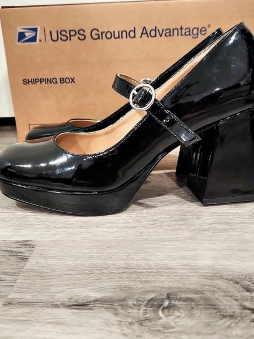 Sun + Stone Vaneciaa Mary Jane Pumps Black US 8